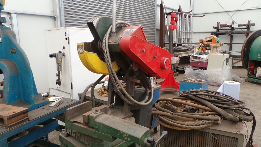 sell machines and make space
