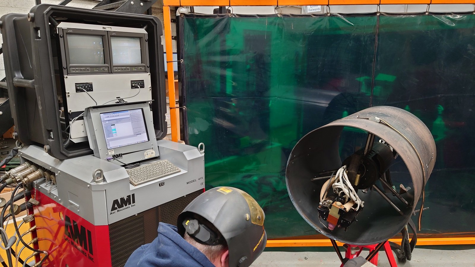 Computer shop welding machine
