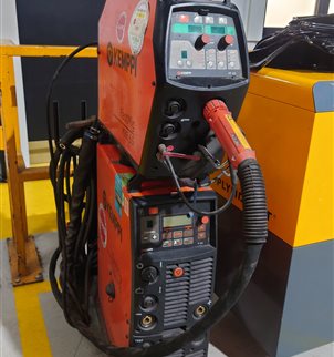 Kemppi Fastmig 420 Synergic Water Cooled MIG & MXF 65 Wire Feed