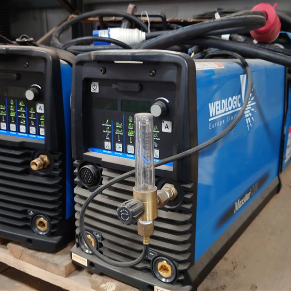 Miller Maxstar 210 DX DC TIG Welder