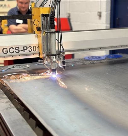GEKA CNC Plasma Cutting System with Hyperthem Powermax 125