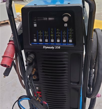 Miller Dynasty 350 AC/DC TIG Welder water cooled