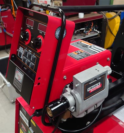 Lincoln Powerfeed 10M Wire Feed Unit with Cables for MIG