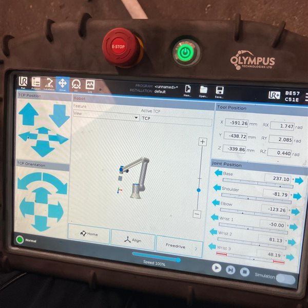 Universal UR10e Cobot welder with ESAB Aristo 500ix MIG TIG set up