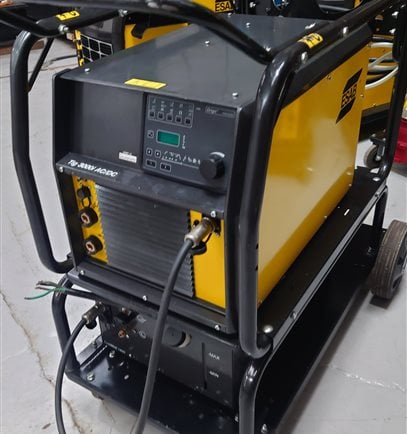 ESAB Origo Tig 3000i AC/DC, TA24 AC/DC water cooled welder