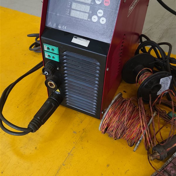 Pre Heat  Inverter Power Source  10.5kW, 50/60hz 400V