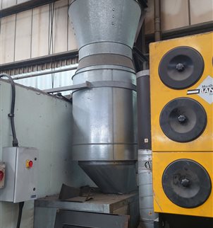 Plymovent muilt I dust fume extraction with multiple arms 