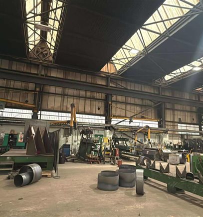 Plymovent muilt I dust fume extraction with multiple arms 