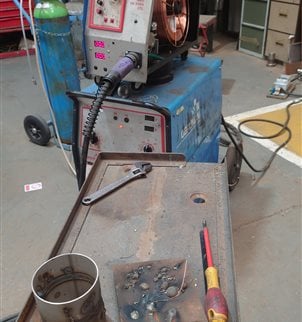 Oerlikon Citoline 4500 TS MIG welder with separate wire feed