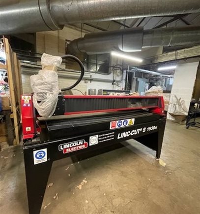 Lincoln Torchmate LINC-CUT 1530W Plasma Cutting Machine AS NEW 