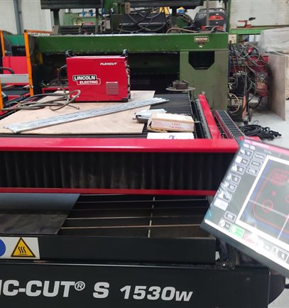 Lincoln Torchmate LINC-CUT 1530W Plasma Cutting Machine AS NEW 