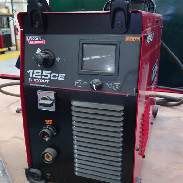Lincoln Torchmate LINC-CUT 1530W Plasma Cutting Machine AS NEW 