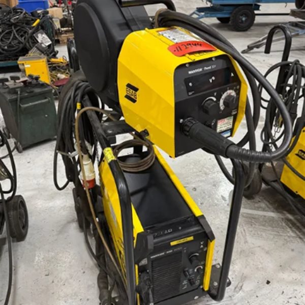 Esab Warrior 500i cc/cv with  304 wire feed mig welder