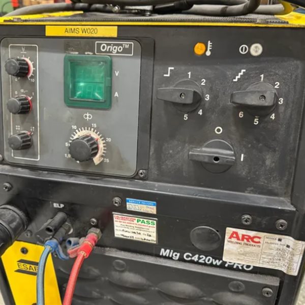 ESAB MIG C 420 W Pro waster cooled compact migs