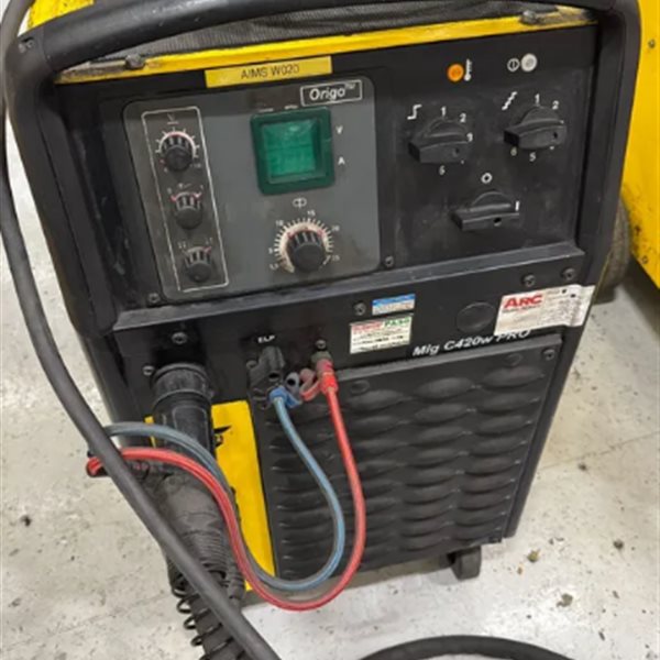 ESAB MIG C 420 W Pro waster cooled compact migs