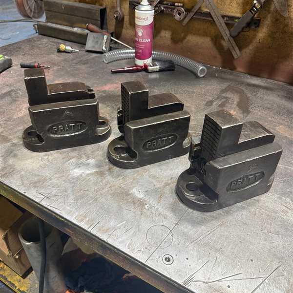 Pratt 3 tonne jaws welding positioner box jaws
