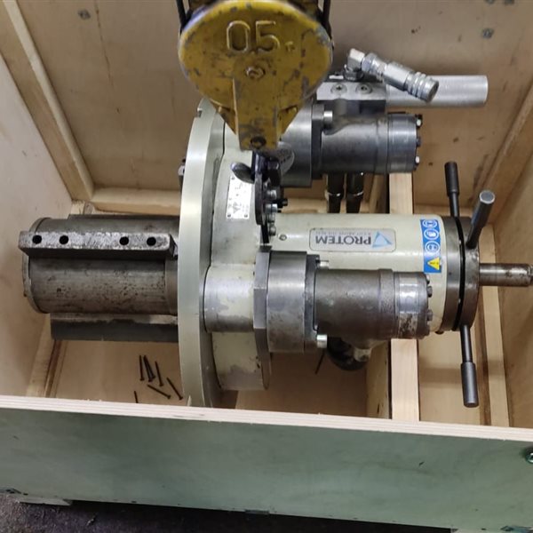 Protem US-40 and US-150 bevelling are hydraulic and with power pack