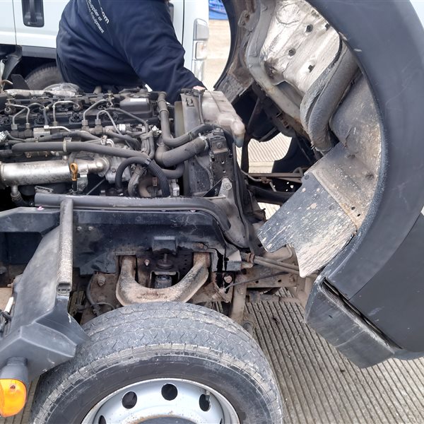 Nissan Cabstar 3.5 LWB Dropside 