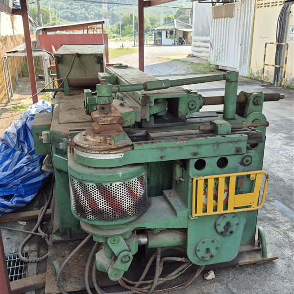 Schwarze Wirtz WE60 Tube Bending Machine