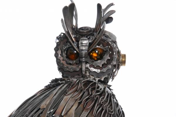 Owl sculpture