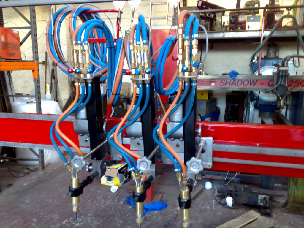 red oxy profile cutting machine