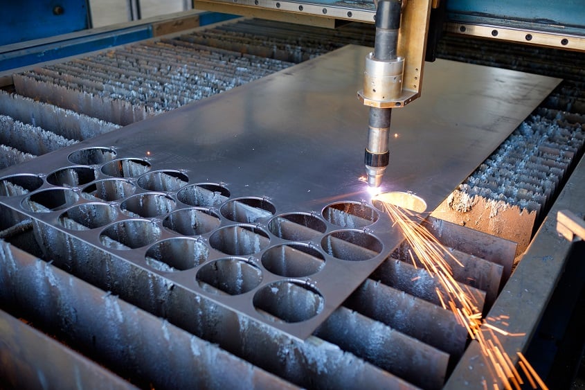 Plasma cutting plate cutting