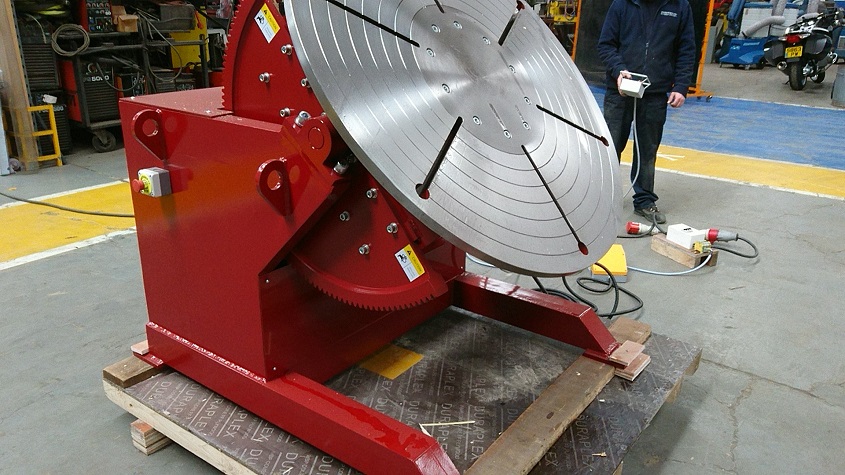welding positioner with pendant