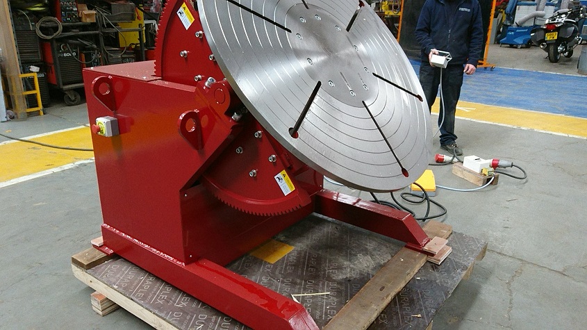 welding positioner with pendant