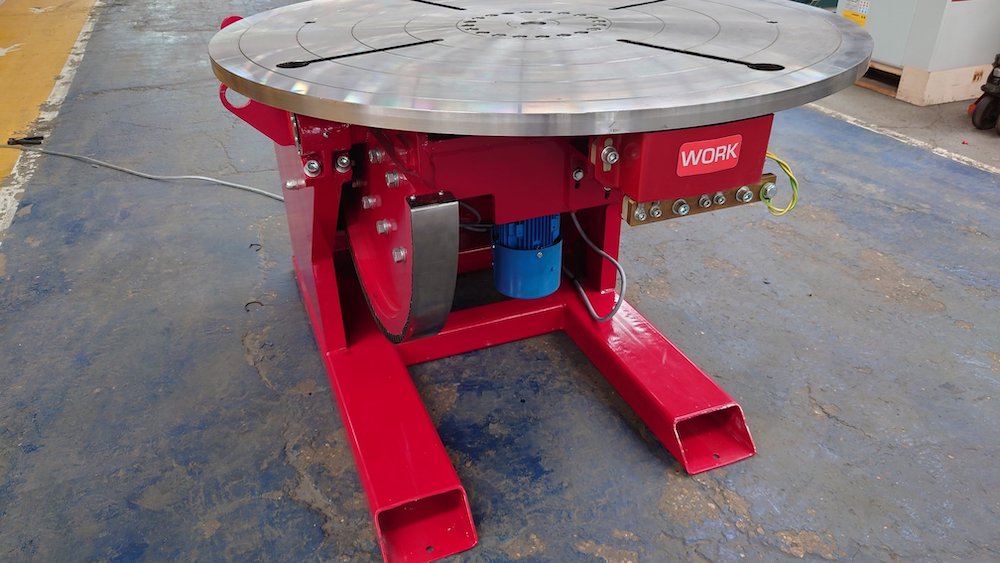 UK made 3000kg welding positioner