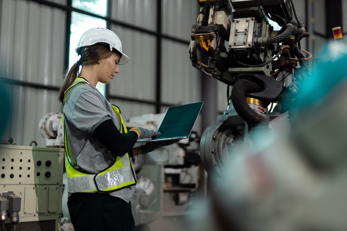 The Lifecycle of Welding & Fabrication Machinery: When to Repair, Refurbish, or Replace