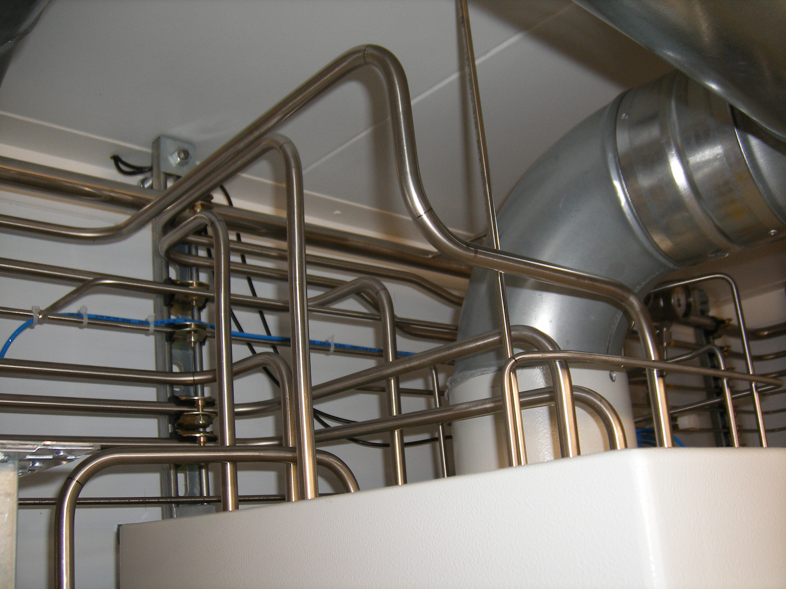Sentinel gas systems tube welding