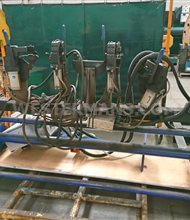 Head and Tail Stock Manual Trunnion Rollover System