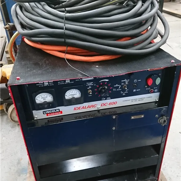 Lincoln Idealarc DC 600 amp Welding Power Source for Arc Gouging