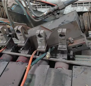 Messer Cutting motorised cutting posts 