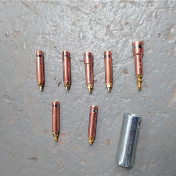 Taylor CD Stud Chucks