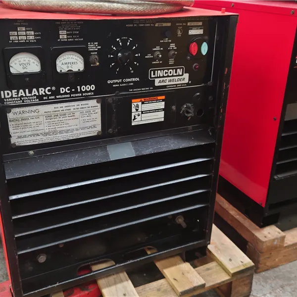 Lincoln Idealarc DC 1000 Power Supply New and Traditional Style