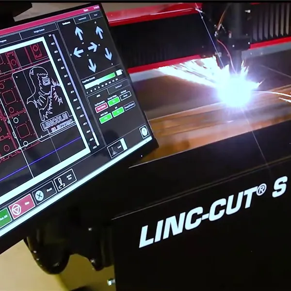 Lincoln LINC-CUT 1530W Plasma Cutting Machine
