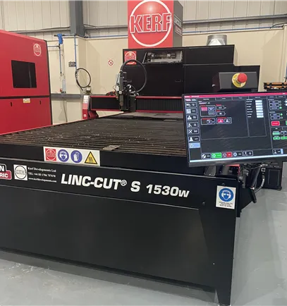 Lincoln LINC-CUT 1530W Plasma Cutting Machine