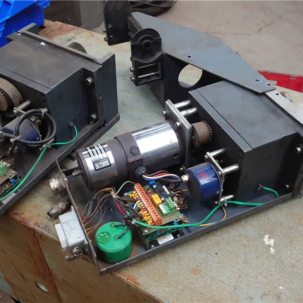 ESAB CNC motors and gear box m 642/T