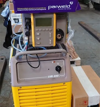 ESAB Aristo LUD 450 MIG Welder with Wire Feed Unit