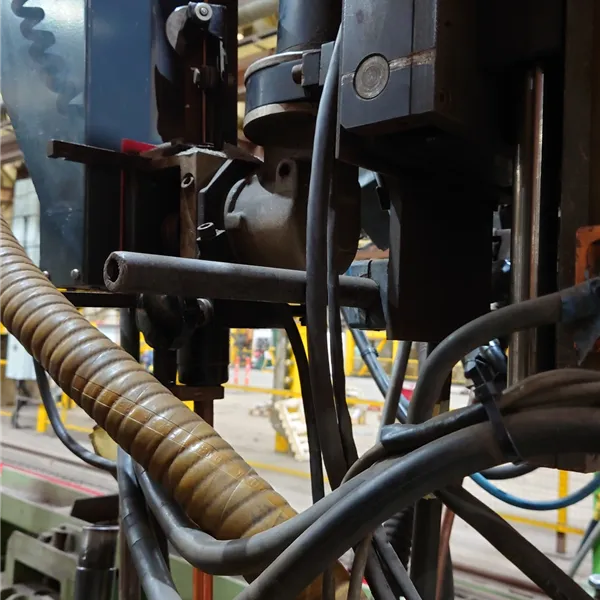 Lincoln DC 1000/600/655 Welder with NA5 Controls and Wire Drive