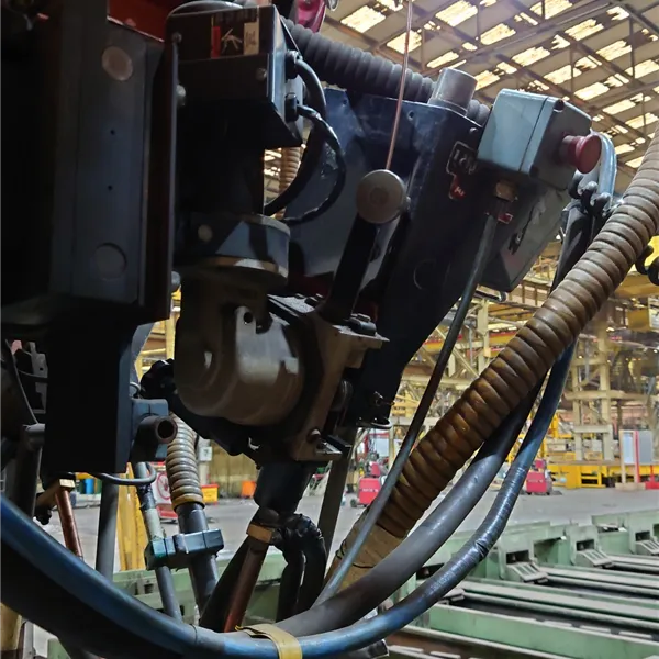 Lincoln DC 1000/600/655 Welder with NA5 Controls and Wire Drive