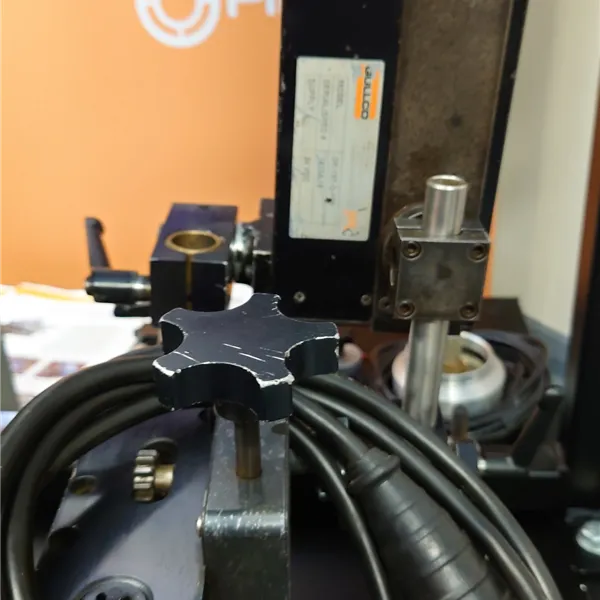 Gullco GK 197-0 Orbital Oscillation for ridged track or flex option