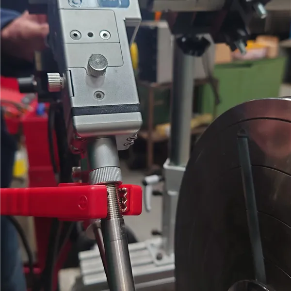 Fiber Laser Welder 1.5kw, Double Wobble Head with Feed 220V 