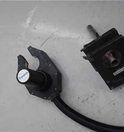Swagelok 10H Weld Head with fixture block