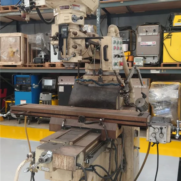 Chevalier Manual Turret Milling Machine - Bargain @ £1000 