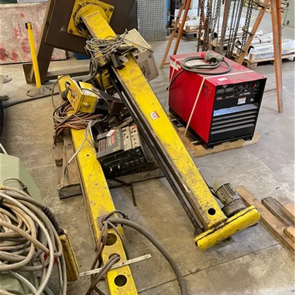 ESAB Column and Boom with Lincoln NA5 and DC 1000 SAW Option