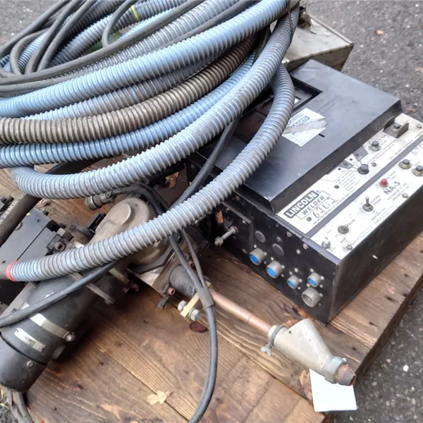 ESAB Column and Boom with Lincoln NA5 and DC 1000 SAW option