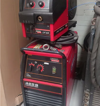 Lincoln 425S Powertec MIG Welder with Option on Feed unit