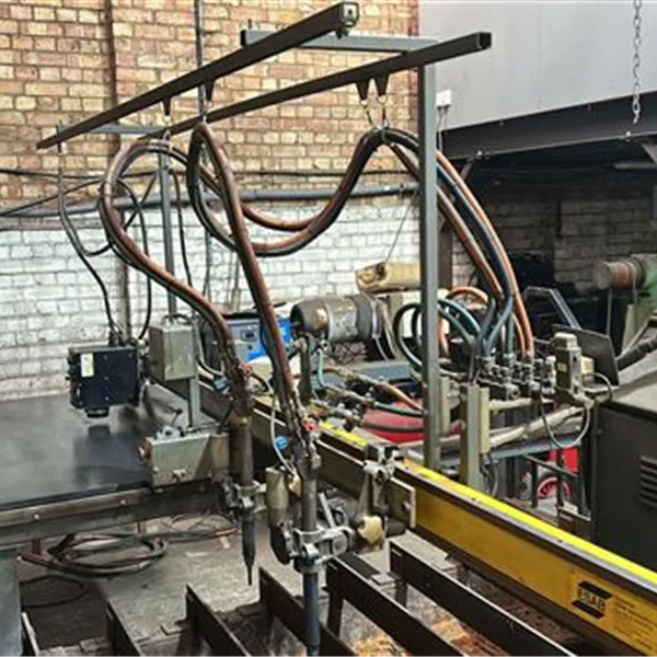 ESAB Ultrarex UXB 15/15 with HL90